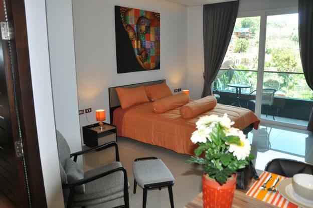 Emerald Terrace Patong Exterior foto