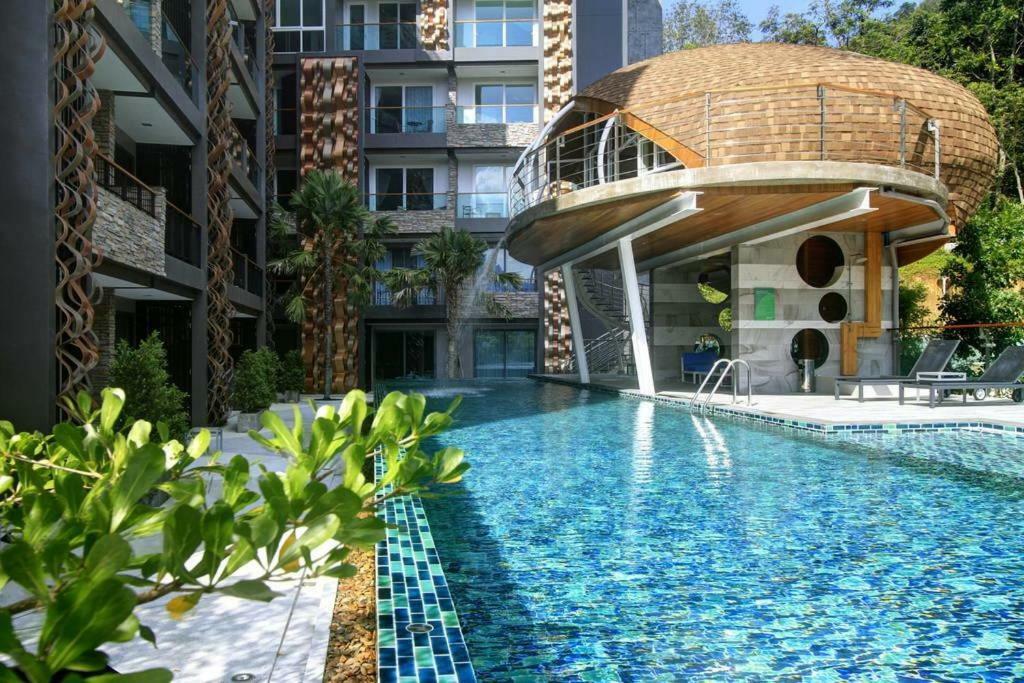 Emerald Terrace Patong Exterior foto